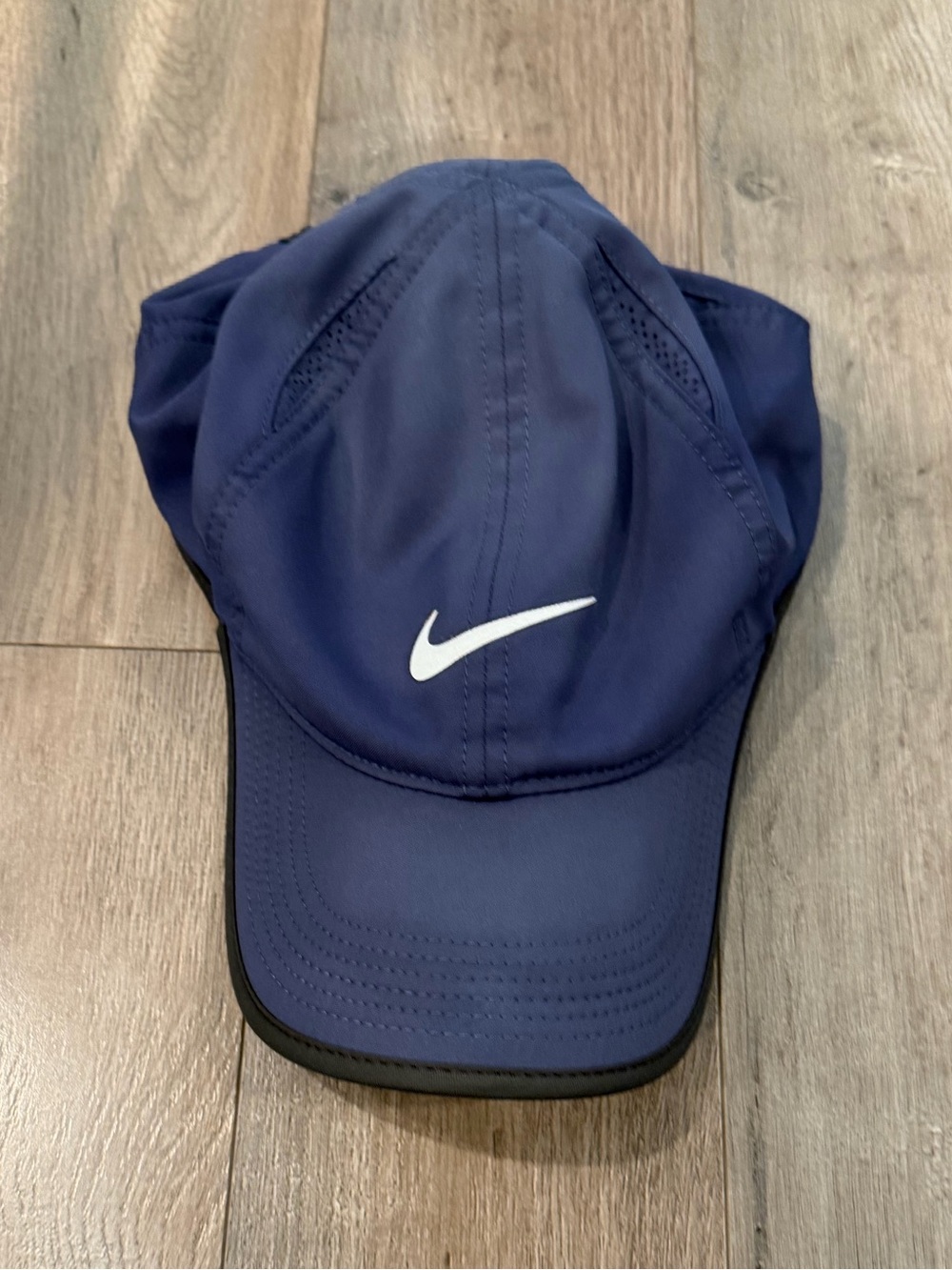 Nike Featherlight Dri-FIT Navy and Black Visor